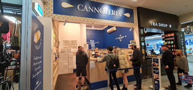Cannoleria | South Melbourne Market