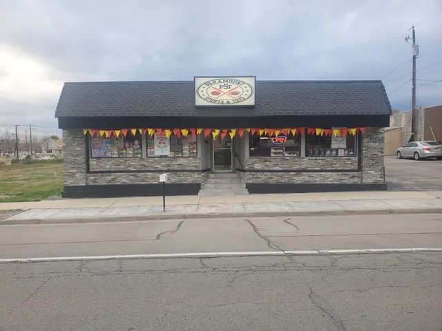 Paramount Sports & Toys