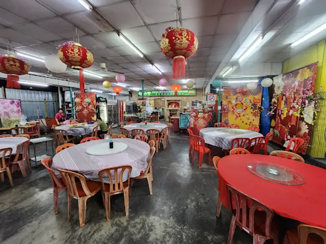Seremban Yesoon Seafood Crab Restaurant 芙蓉夜顺烧蟹海鲜饭店