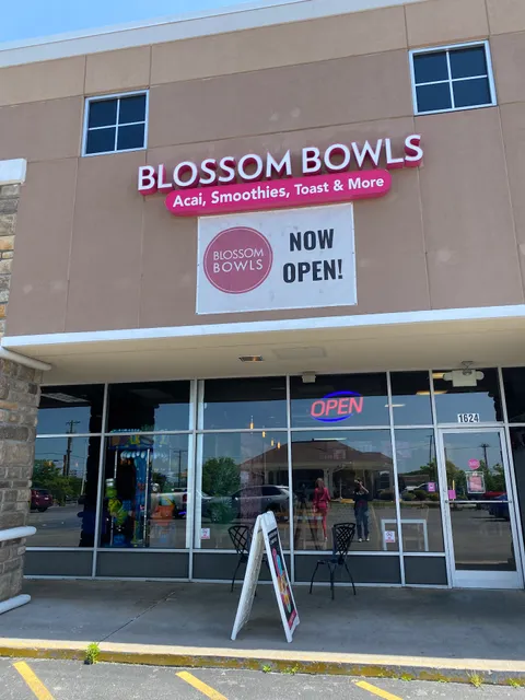 Blossom Bowls Maryville