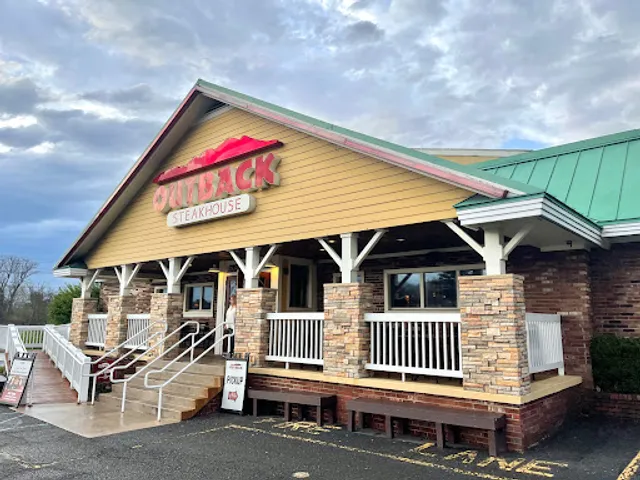 Outback Steakhouse - CLOSED FOR REMODEL