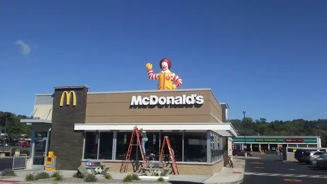 Western Lights Plaza