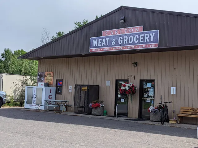 Carlton Meat & Grocery