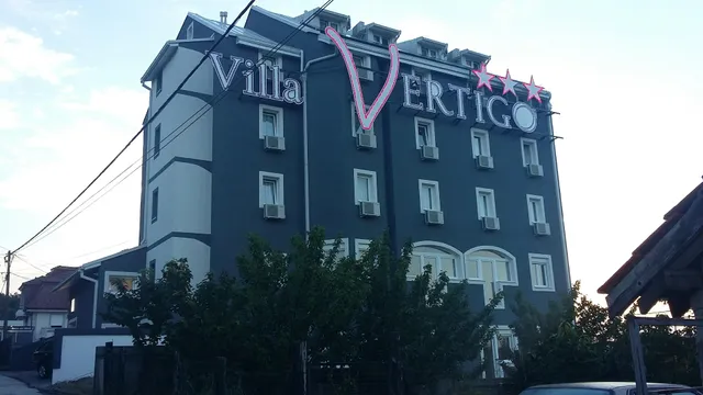 Villa Vertigo