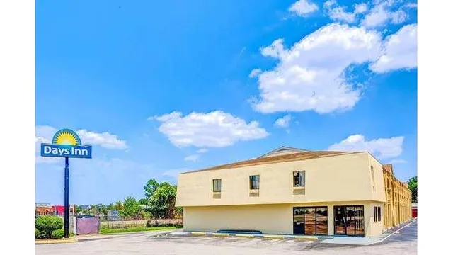 Days Inn by Wyndham Chesapeake