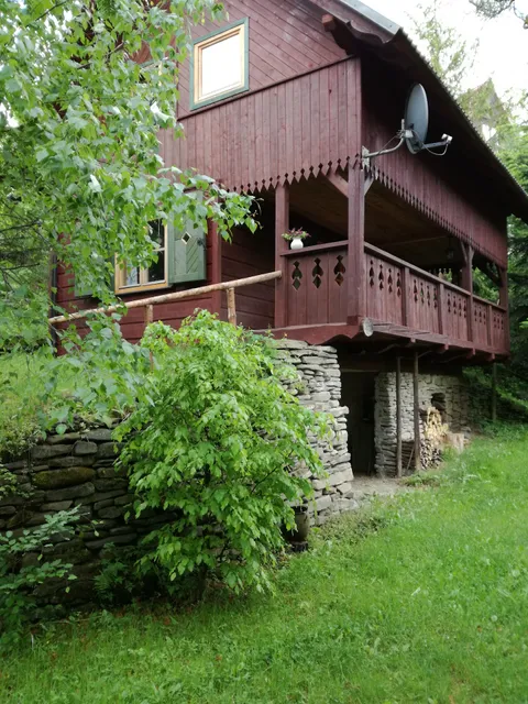 Robakówka i dom Pod Jesionami