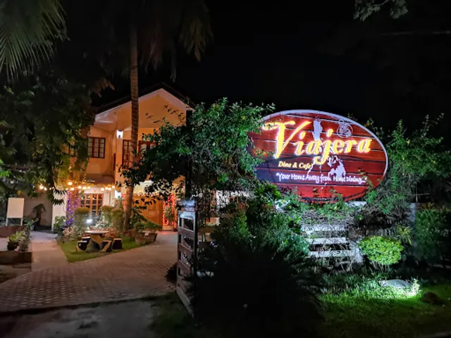 Viajera Dine and Cafe