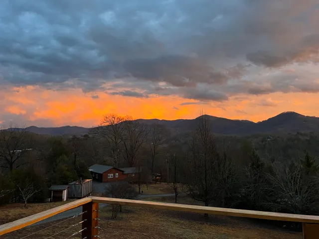 Mountain Meadows Lodge