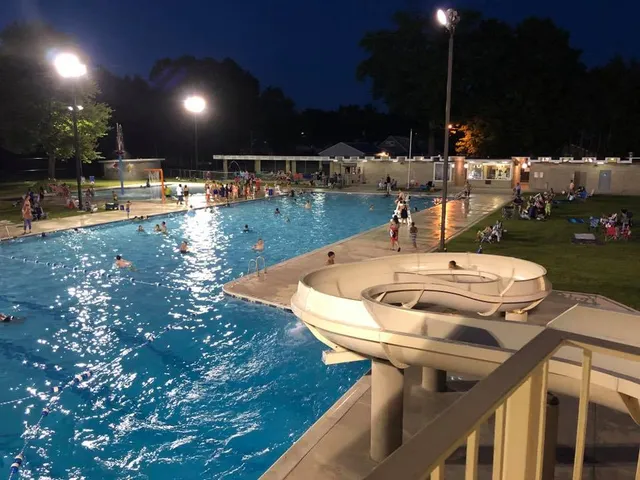 Middlesex Community Pool