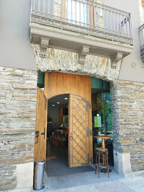 A Cantina Pulpería Luis