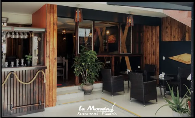 Pizzas y Pastas || La Morada