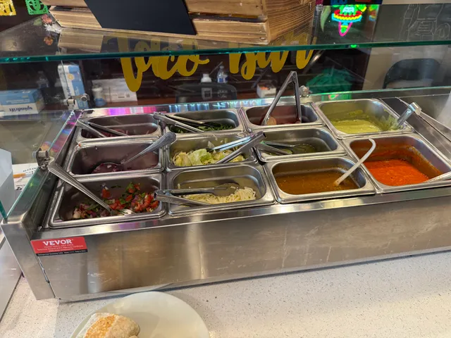 Umami Tsunami Taqueria