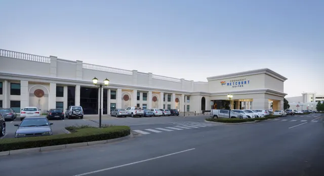 Peermont Metcourt Hotel