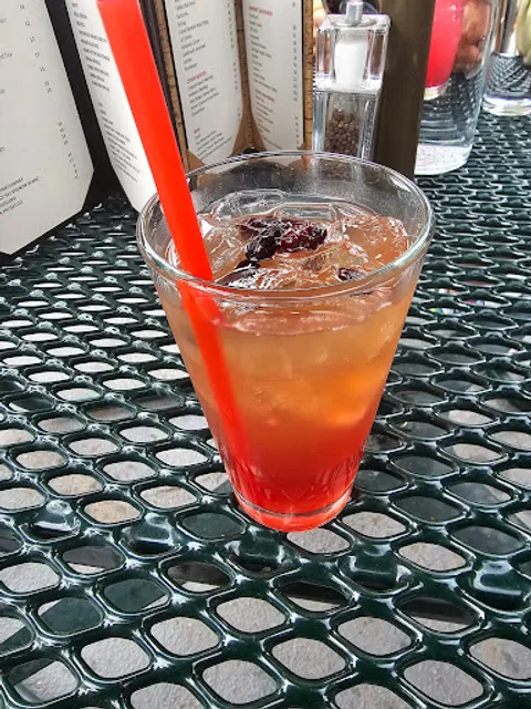 Powder Cache Bar & Grill