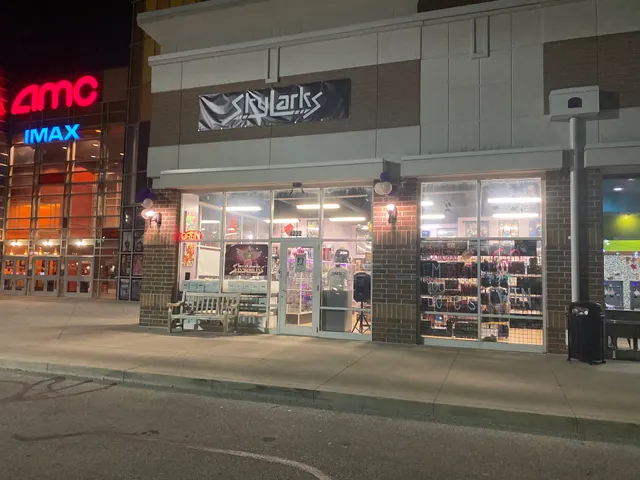 Skylarks Toys & Comics