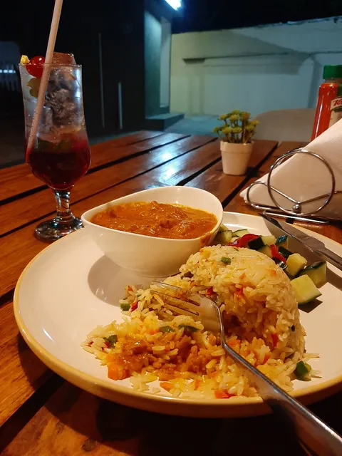 Chinni's Pub and Restaurant