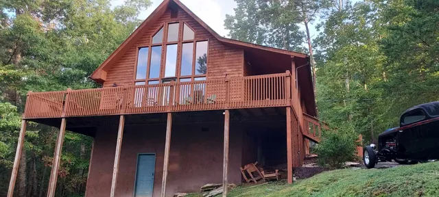 Sleep Bear Smoky Mountain Cabin