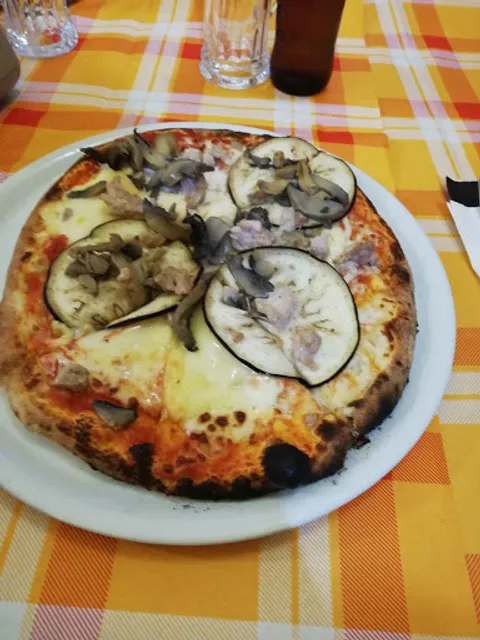 Bar Pizzeria "Agatone"