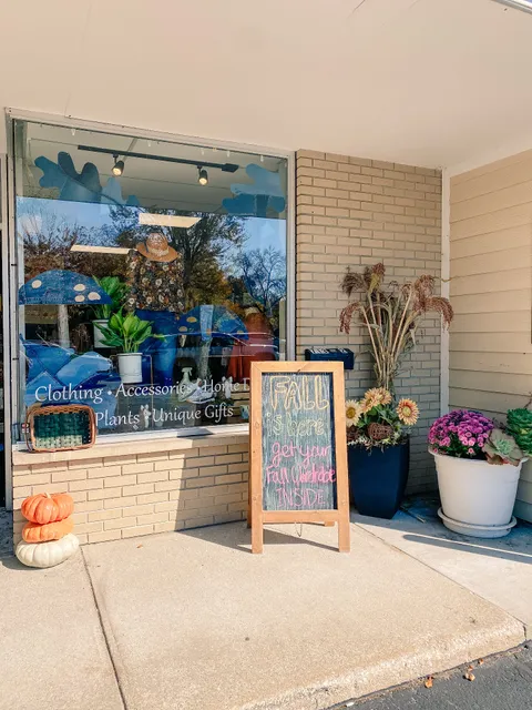 Botanica Modern Market