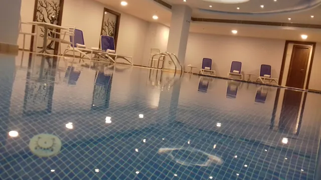 Al Mansour Suites Hotel