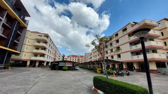 We By ๓ ขวัญ