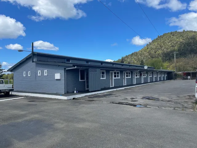 Oasis Motel & Hot pools complex