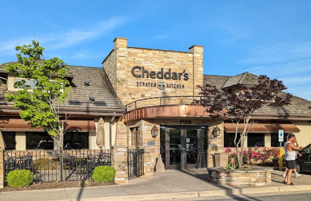 Cheddar's Scratch Kitchen