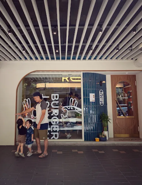 ROAST Burger 爐烤熟成牛肉堡 仁愛復興店