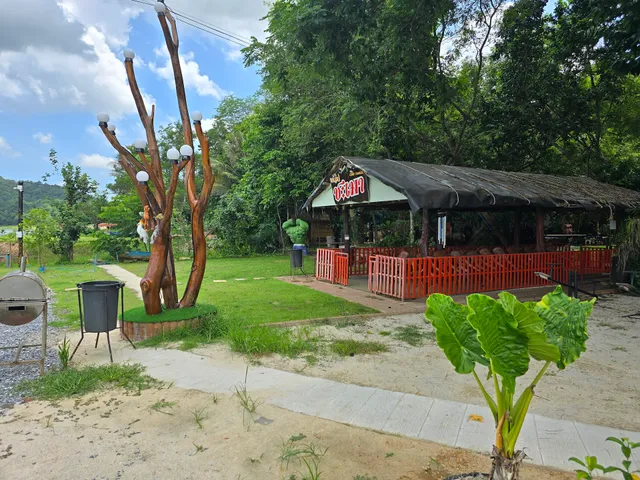 แค้มป์ชะเมา เขาจุก