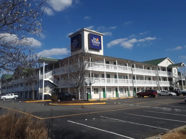 InTown Suites Extended Stay Chesapeake VA - I-64/Crossways Blvd