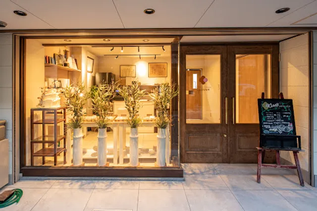 Cake-CLOVER ケーキのクロバー