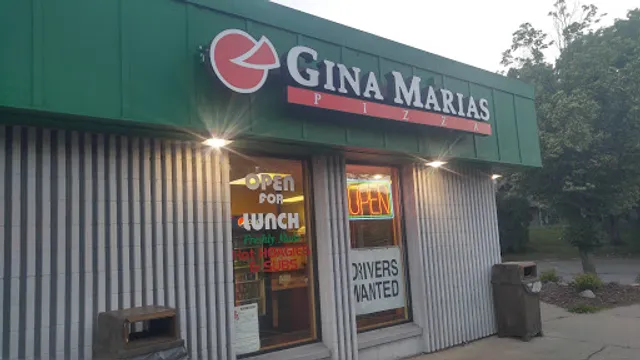 Pizza's Gina