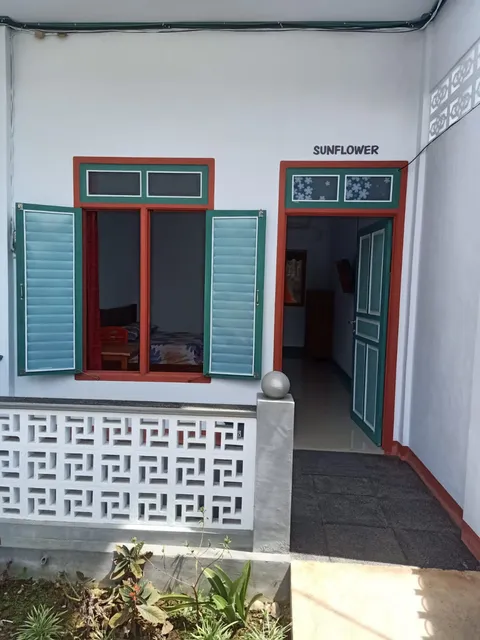 Tanah Merah Guest House