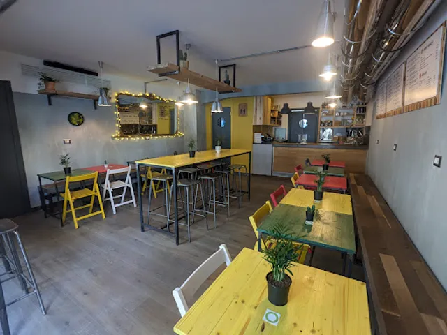 hoop bagel & salad centro