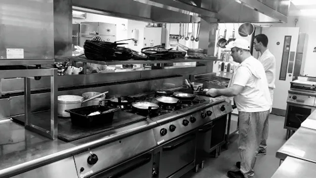 Zero Sette @ Excel Ltd