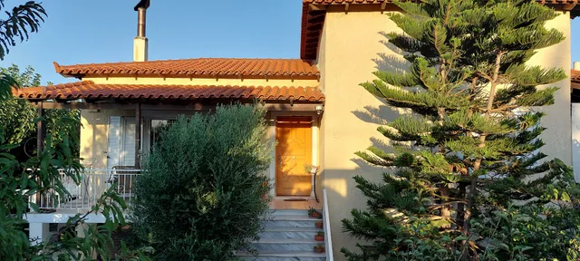 Country Rooms near Athens