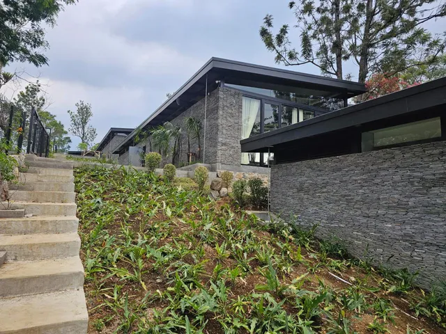 Annapurna Resort Puncak