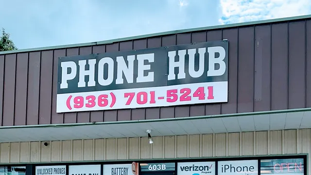 PhoneHub
