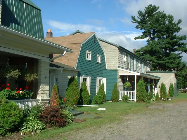 Hunger Mountain Guest House