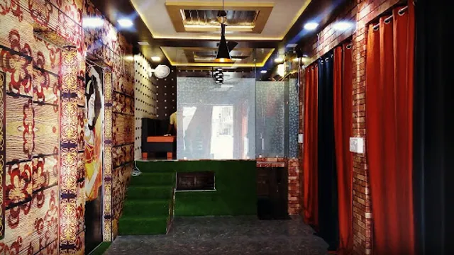 The Hide Out Coffee Cafe