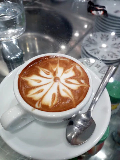 Aura - Coffee & Food