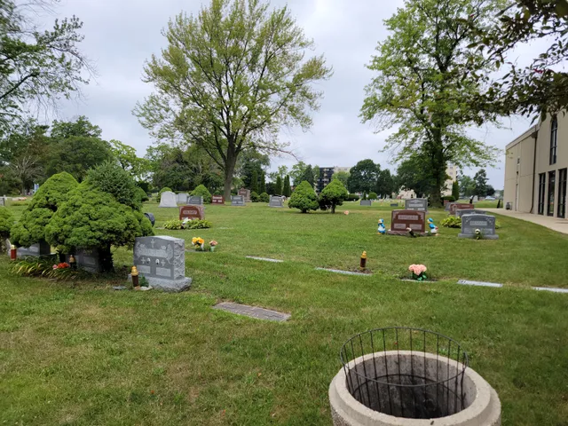 Elmwood Cemetery and Mausoleum