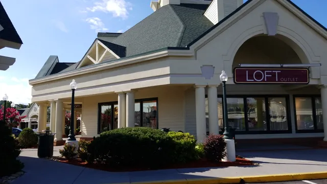 LOFT Outlet