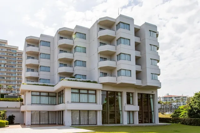 Wisterian Life Club Toba