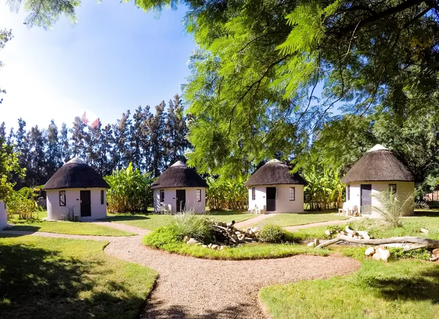 Addo African Home, Restaurant & Safari