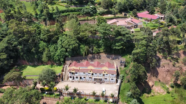 Albertine Tourist Resort