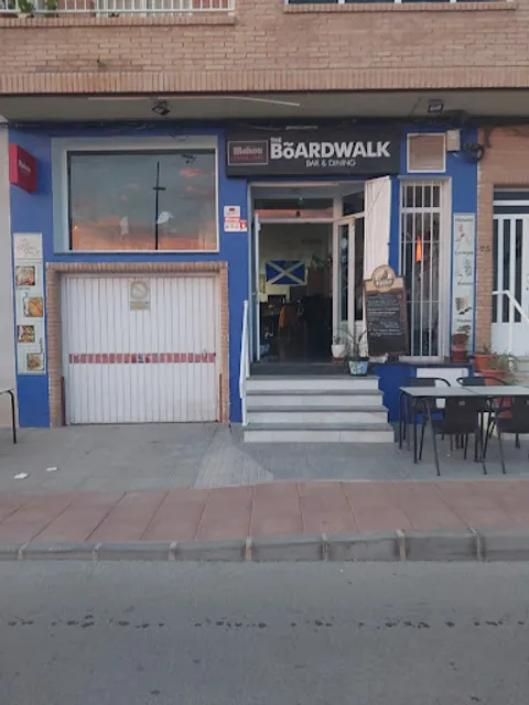Boardwalk Bar&Dining