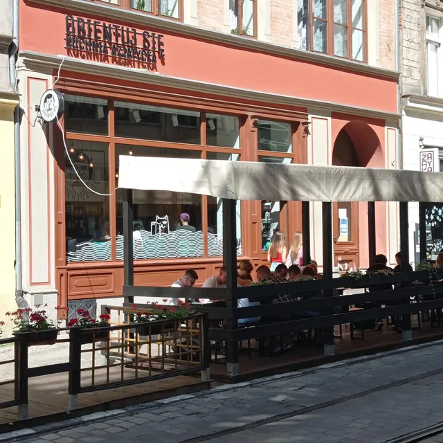 Restauracja Orientuj Się - kuchnia azjatycka Wrocław