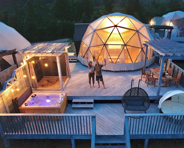 Bolt Farm Treehouse Tennessee