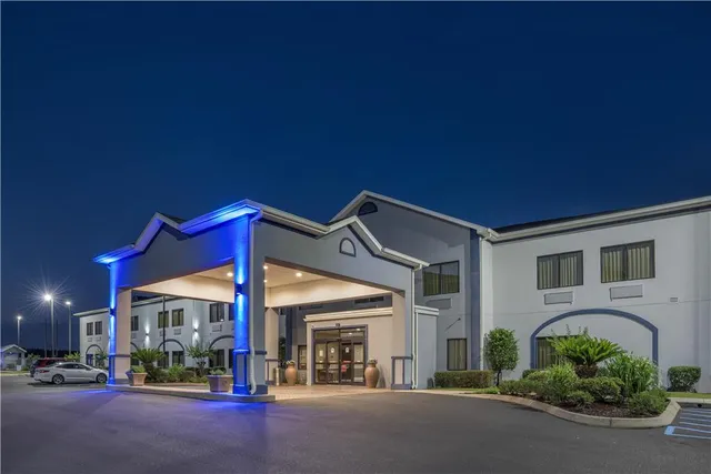 Best Western Opp Inn